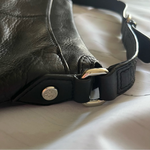 Black Genuine Leather Brooks Brothers Baguette Shoulder Bag with Several Pockets - Picture 12 of 16